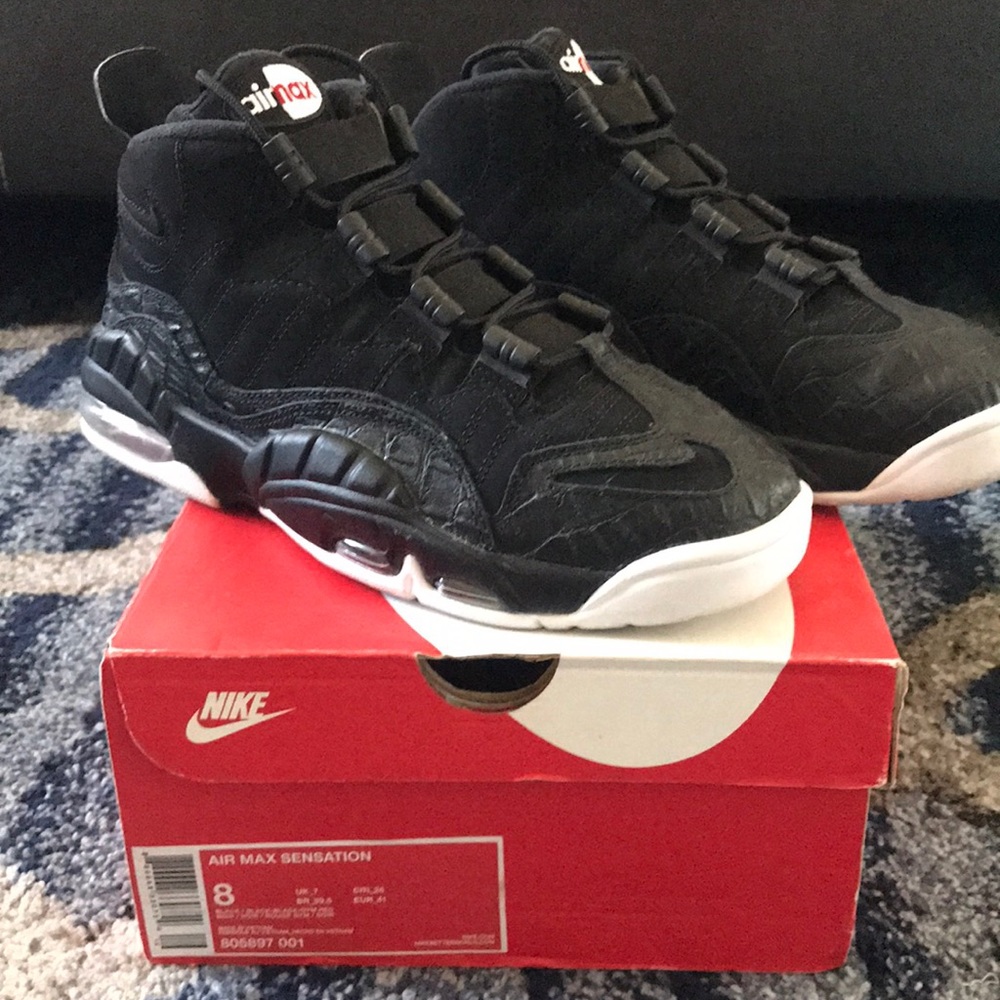 Nike air max sensation size 8. Very rare colorway